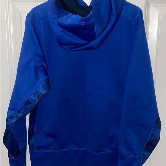 Nike boy’s therma-fit sweatshirt. Blue. Size Small - Picture 2 of 2